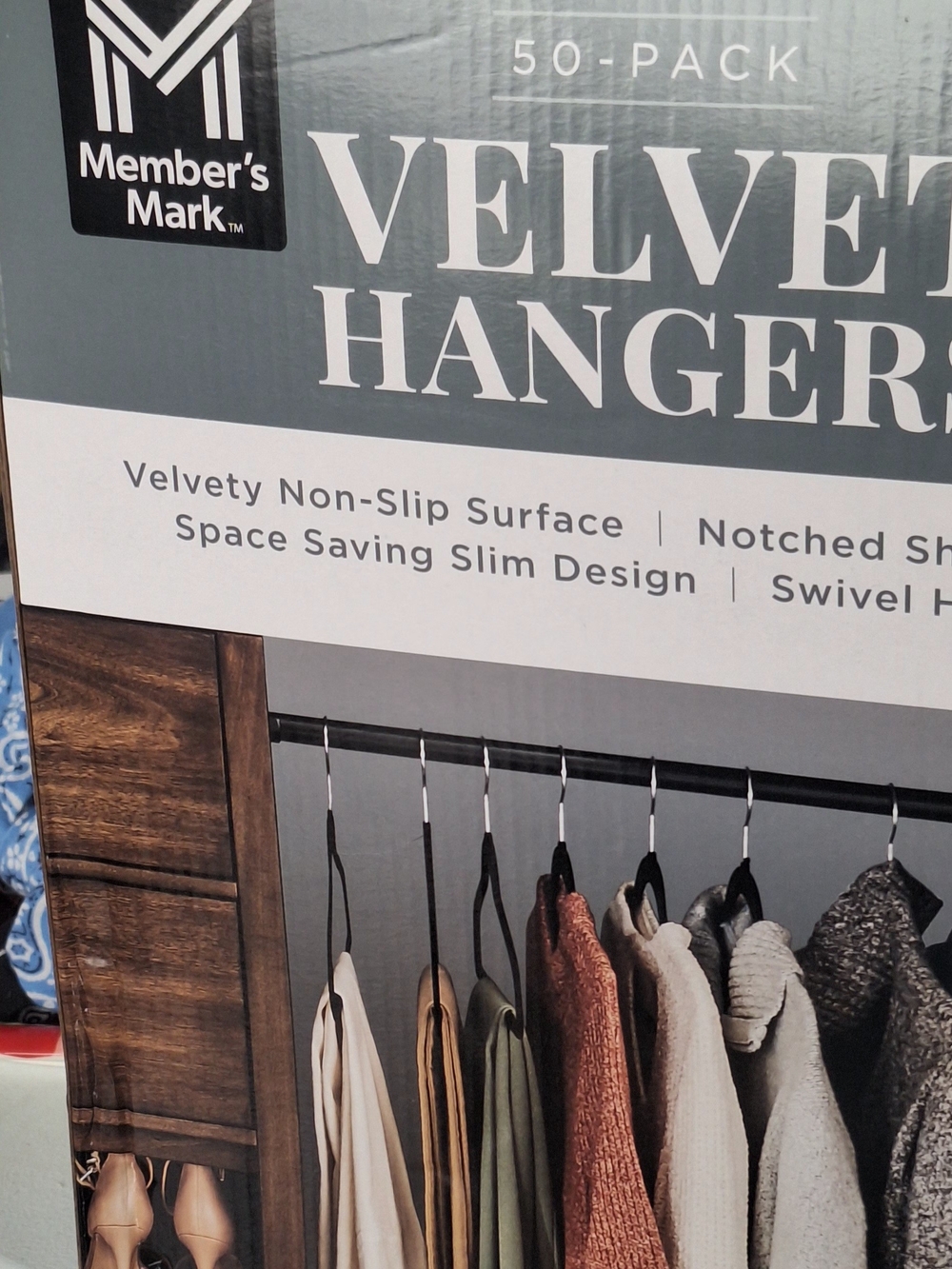 Member's Mark Velvet Hangers 50-Pack - Black NEW - Picture 2 of 5